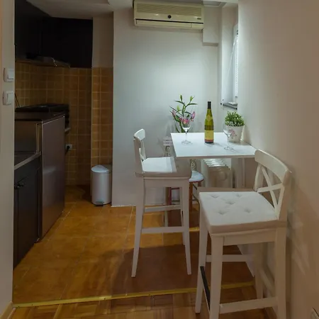 Atelje Knez Mihailova Belgrado Esterno foto